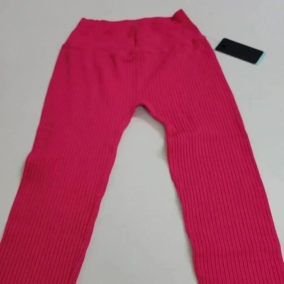 NUX ACTIVE LEGGING - PUNCH PINK  - Picture 4 of 8
